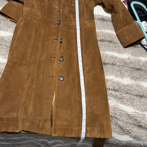 Banana Republic Tan Suede Trench Coat - Picture 11 of 11
